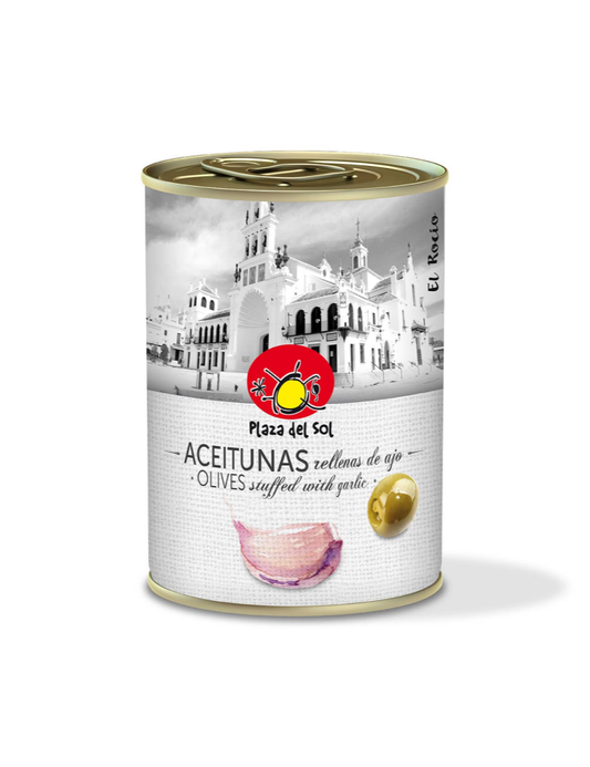 Plaza del Sol žaliosios alyvuogės įdarytos česnakais, tradicinis ispaniškas užkandis.